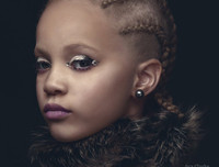 [ẢNH] Ngỡ ngàng trước vẻ đẹp khác biệt của những người mẫu bạch tạng nổi tiếng thế giới