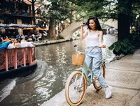 [ẢNH] Ngỡ ngàng với nhan sắc trẻ trung, quyến rũ của Hiền Thục ở tuổi 39