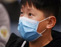 [ẢNH] Những hiểu lầm tai hại khi sử dụng khẩu trang giữa đại dịch corona