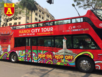 [ẢNH] Đường phố Hà Nội vắng hoe, người dân chống nắng kín mít vẫn ngại ra đường