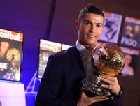 [ẢNH] Lộ diện 10 vận động viên giàu nhất năm 2018, vinh quang đã gọi tên ai?