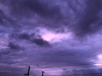 [ẢNH] Bầu trời Nhật Bản chuyển màu tím 