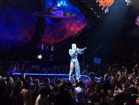 [ẢNH] Những trang phục đẳng cấp của NTK Công Trí tỏa sáng cùng sao ngoại