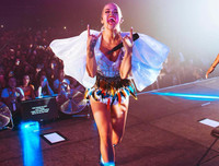 [ẢNH] Những trang phục đẳng cấp của NTK Công Trí tỏa sáng cùng sao ngoại