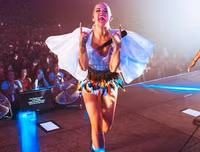 [ẢNH] Những trang phục đẳng cấp của NTK Công Trí tỏa sáng cùng sao ngoại