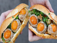 [ẢNH] Những loại bánh mì có nhân siêu lạ nhưng ngon nức tiếng ở Việt Nam