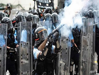 Hiện trường vụ bạo động lớn nhất ở Hong Kong 15 năm qua