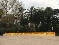 [ẢNH] Cờ đỏ sao vàng, biểu ngữ rợp trời Hà Nội mừng các ngày Lễ lịch sử của đất nước