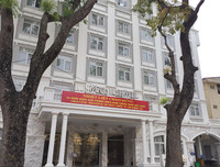 [ẢNH] Cờ đỏ sao vàng, biểu ngữ rợp trời Hà Nội mừng các ngày Lễ lịch sử của đất nước