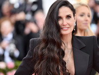 [ẢNH] Những màn cạo đầu đầy ấn tượng khi nhập vai của loạt sao nữ Hollywood