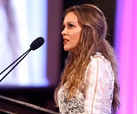 Phong trào #Metoo: Cụm từ quyền lực được giới nghệ sĩ ủng hộ