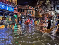 [ẢNH] Hà Nội: Phố thành 