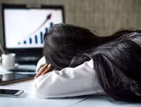 [ẢNH] Những thói quen sinh hoạt gây ung thư vú không ngờ tới