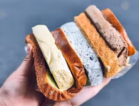 [ẢNH] Trà sữa dẻo và loạt món ngon mới lạ khiến tín đồ ăn vặt thích mê