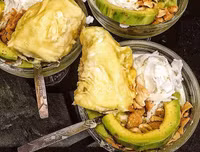 [ẢNH] Trà sữa dẻo và loạt món ngon mới lạ khiến tín đồ ăn vặt thích mê