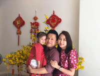 [ẢNH] Những cặp vợ chồng chênh lệch hàng chục tuổi của showbiz Việt nhưng vẫn hạnh phúc bền lâu