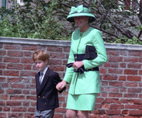 [ẢNH] Những khuôn hình ngày nhỏ cực hiếm của hoàng tử Anh Harry