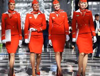 [ẢNH] Chiêm ngưỡng những mẫu đồng phục tiếp viên hàng không ấn tượng nhất thế giới