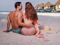 [ẢNH] Bộ ảnh đẹp như mơ của Hà Hồ - Kim Lý tại khu nghỉ dưỡng Maldives