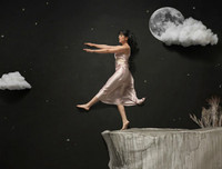 [ẢNH] Giải mã những hiện tượng kỳ lạ xảy ra trong lúc ngủ