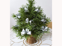 [Ảnh] Tự làm cây thông Noel cực ấn tượng từ vật liệu đơn giản (2)