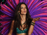 [ẢNH] Chiêm ngưỡng nhan sắc của những thiên thần Victoria’s Secret nóng bỏng nhất mọi thời đại