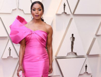 [ẢNH] Chuyện lạ Oscar 2019: Nam tài tử tự tin mặc váy 