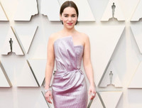 [ẢNH] Chuyện lạ Oscar 2019: Nam tài tử tự tin mặc váy 