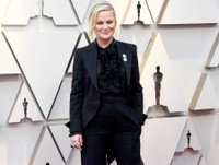 [ẢNH] Chuyện lạ Oscar 2019: Nam tài tử tự tin mặc váy 