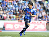 [ẢNH] Cầu thủ Việt Nam ra nước ngoài thi đấu: Người có chút thành công, kẻ đợi chờ cơ hội