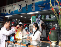 [ẢNH] Người dân nên dùng gì để thay thế khi nước rửa tay 