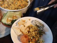 [ẢNH] Độc đáo không gian ăn chay đúng Kỷ niệm 65 năm ngày Giải phóng Thủ đô 10-10