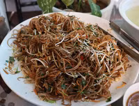 [ẢNH] Độc đáo không gian ăn chay đúng Kỷ niệm 65 năm ngày Giải phóng Thủ đô 10-10