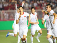 [ẢNH] Bầu Đức ở đâu khi U22 Việt Nam vô địch SEA Games 30?
