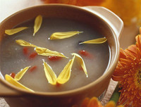 Lạ miệng ẩm thực từ hoa cúc, vừa thơm ngon vừa bổ dưỡng