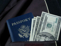 Những kinh nghiệm hữu ích phòng tránh bị trộm, cướp khi đi du lịch