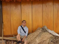 [ẢNH] Cô gái vẽ tranh về 14 ngày sống trong khu cách ly và những bộ nhật ký 