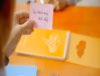 1/4 là ngày... quốc tế tỏ tình!