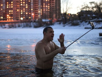 [ẢNH] Trầm trồ nhìn người dân xứ lạnh 