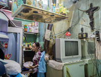 Kinh ngạc cảnh sống chật chội trong những ngôi nhà siêu nhỏ