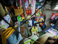 Kinh ngạc cảnh sống chật chội trong những ngôi nhà siêu nhỏ