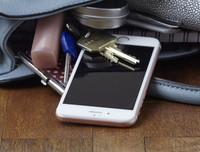 [ẢNH] Những sai lầm tai hại nhiều người mắc phải khiến smartphone nhanh hỏng