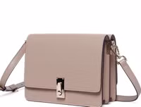 [ẢNH] Gợi ý quà tặng thiết thực, ý nghĩa dành cho thầy cô ngày 20-11