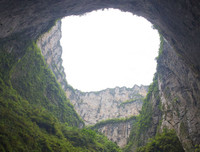 [ẢNH] Những hố sâu mang vẻ đẹp ấn tượng, hút khách nhất hành tinh