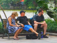 [Ảnh] Thú vị trước một Hồ Gươm vắng lặng trong ngày đầu tiên của dịp nghỉ lễ