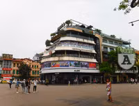 [Ảnh] Thú vị trước một Hồ Gươm vắng lặng trong ngày đầu tiên của dịp nghỉ lễ