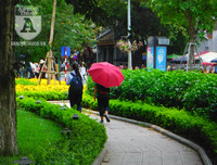 [Ảnh] Thú vị trước một Hồ Gươm vắng lặng trong ngày đầu tiên của dịp nghỉ lễ