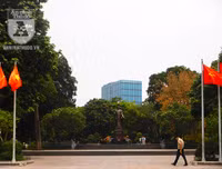 [Ảnh] Thú vị trước một Hồ Gươm vắng lặng trong ngày đầu tiên của dịp nghỉ lễ