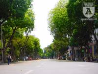 [Ảnh] Thú vị trước một Hồ Gươm vắng lặng trong ngày đầu tiên của dịp nghỉ lễ