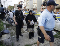 [ẢNH] Hiện trường vụ xả súng livestream ở Philadelphia khiến 6 cảnh sát bị thương